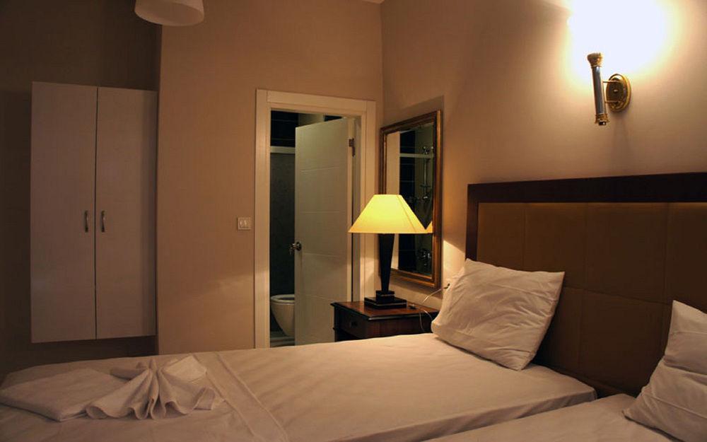 Academia Hotel อิสตันบูล ภายนอก รูปภาพ